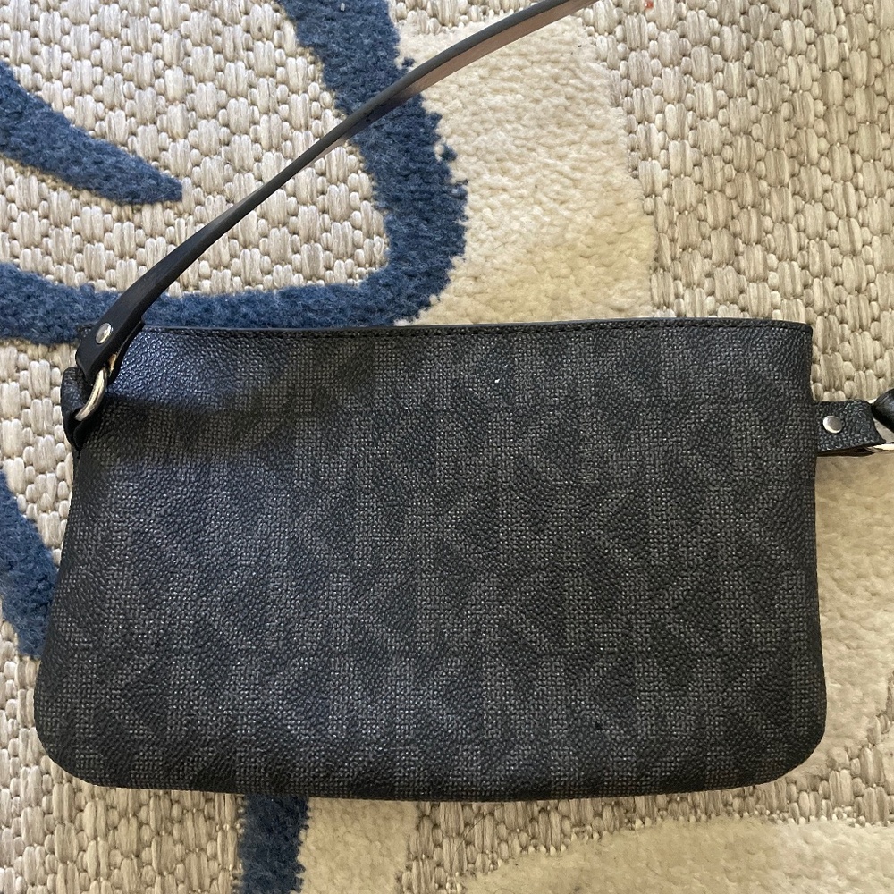 Authentic Michael Kors Leather Belt Bag/Fanny Pack NWOT